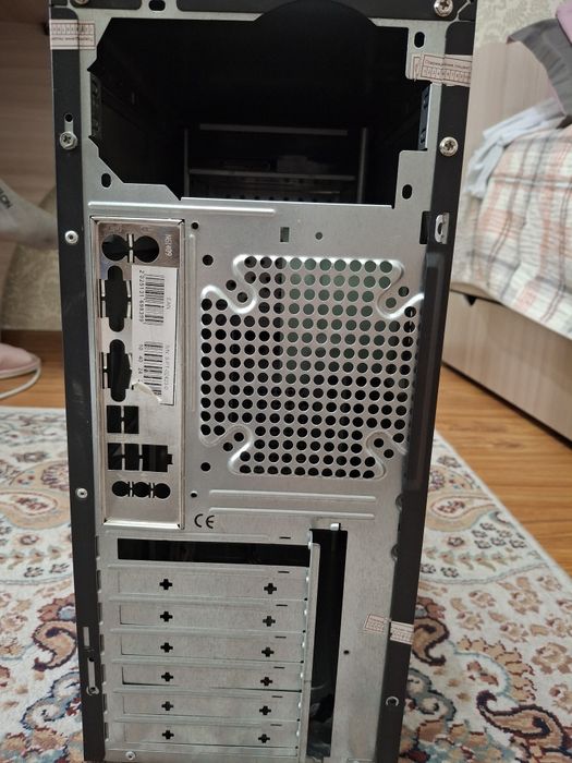 Срочно продам хороший корпус