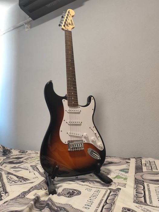 Електрическа китара Squier Fender