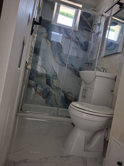 DE VANZARE apartament cu 2 camere, decomandat.