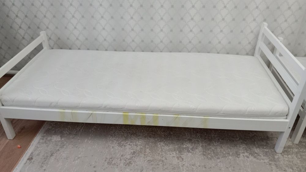 Кровать из массива берёзы