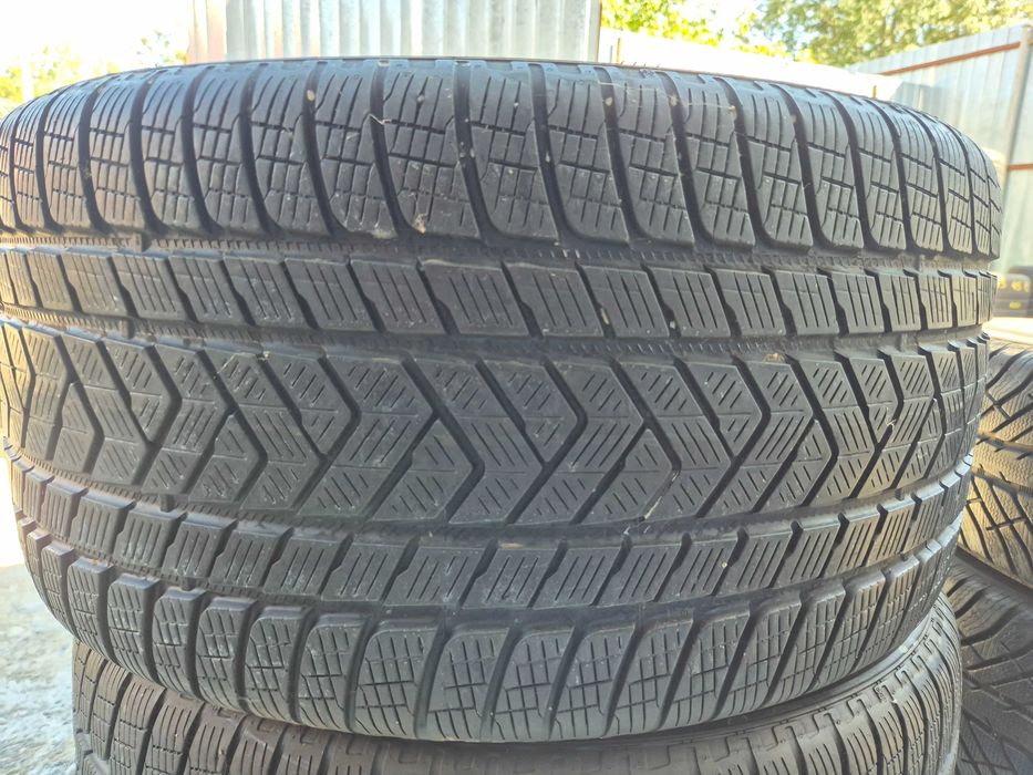 2 Anvelope M+S IARNA - 305/35/21 109V - Pirelli Scorpion Winter - CA UNELE NOI - DOT 2018 !