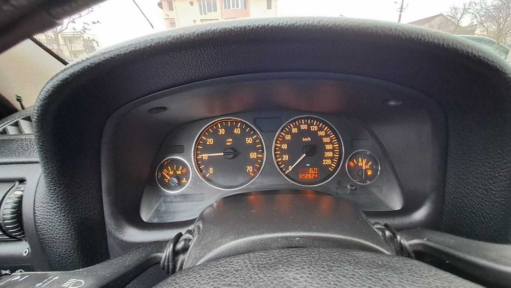 Opel Astra G caravan 1,6, benzina, piele, 100 cp, an 2003