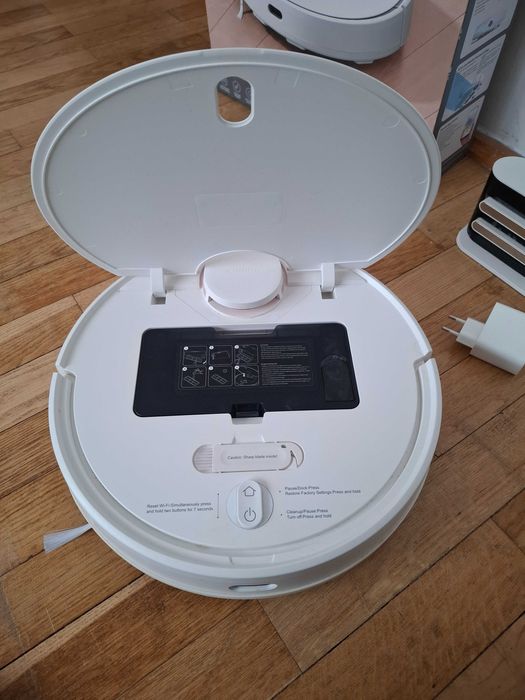 Robot Aspirator Xiaomi S10 in stare foarte buna
