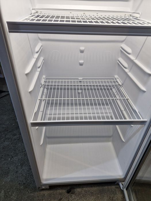 Продаю холодильник