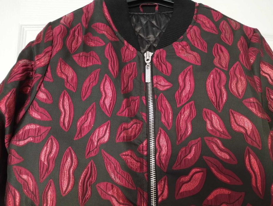 Женская курточка