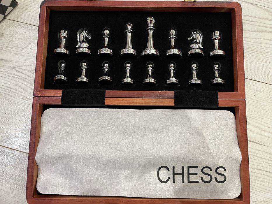 Шахматы подарочные