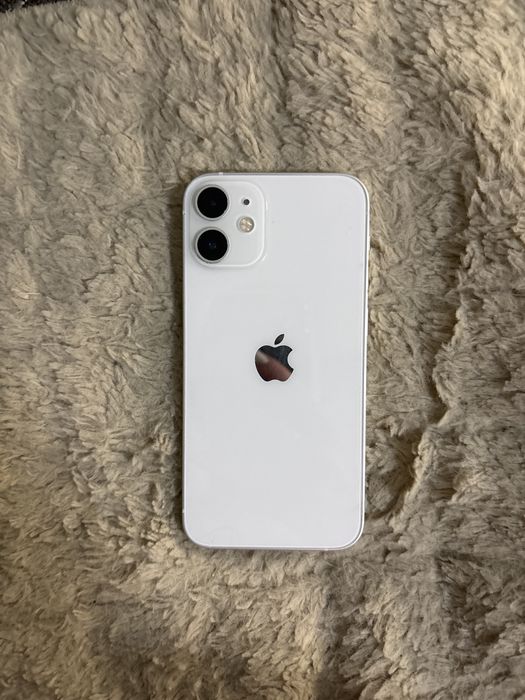 ПРОДАМ ,Айфон 12 мини