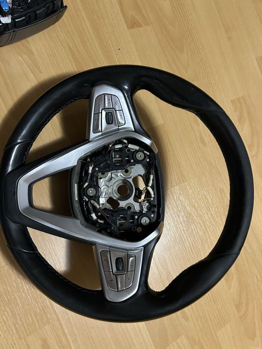 Volan bmw G30 G31 G32 G11 G12  g01 g02 vibratii traffic jam incalzire