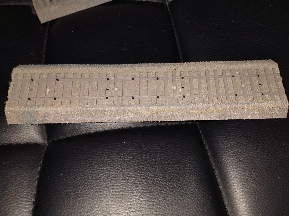 Terasament șine Roco Line machetă trenuleț electric HO cale ferată