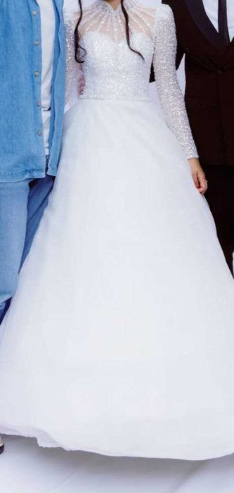 Свадебное платье