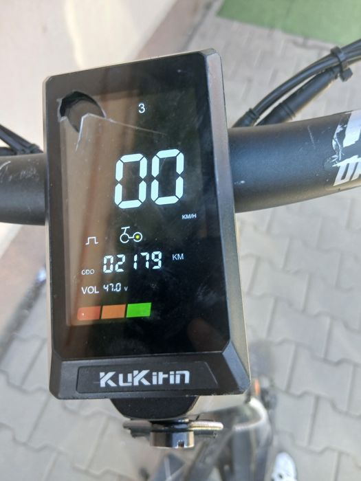 De vâinzare trotinta kukrin t3