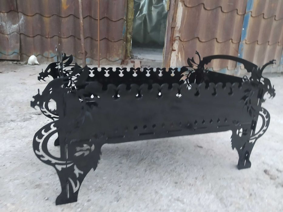 Mangallar xar xil turdagi stol stullar