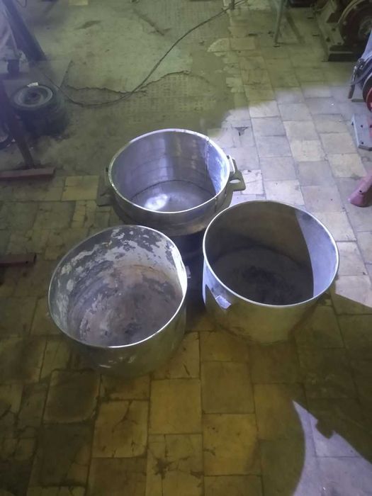Дежа, чаши от промышленной мешалки, миксера. 30, 50 литр.