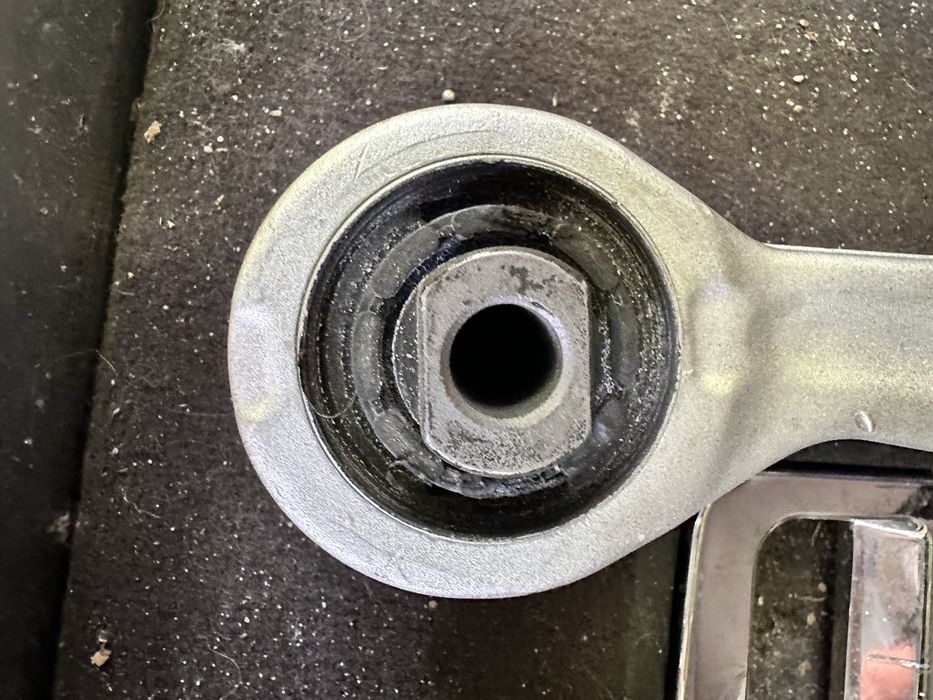 Носачи Audi A6 C5 Avant Quattro