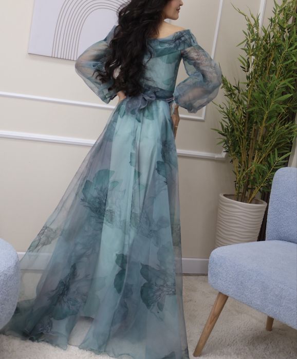 Платье на выпуской