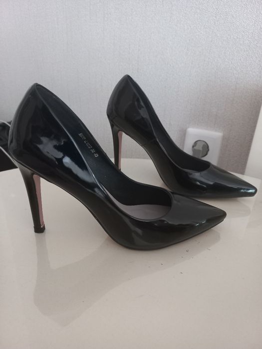 Продам новые туфли за 4000 т