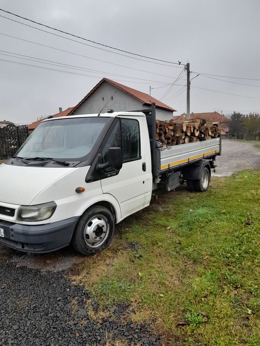 Camionetă Ford Tranzit