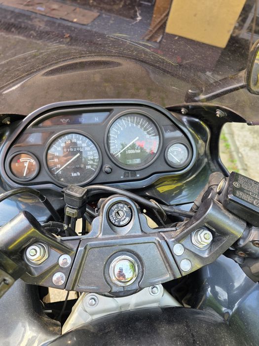 Kawasaki zzr 600