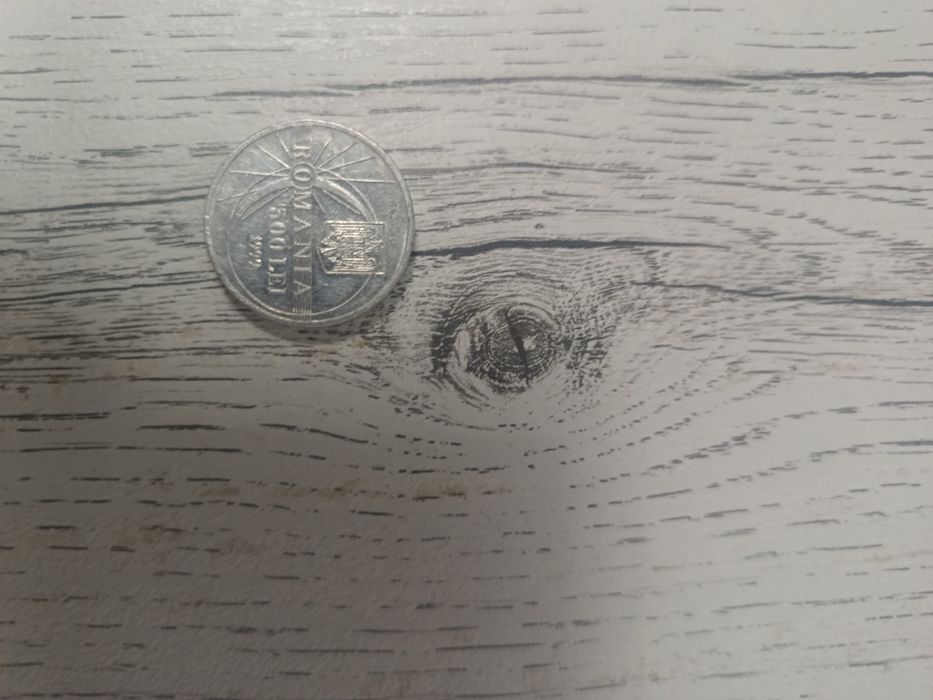 Moneda rara și veche de 500 lei