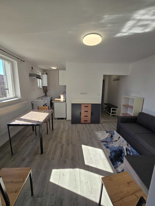 Vand apartament două camere