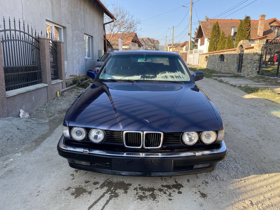 Bmw 730i/ climatronic/scaune sport/ incalzire/ automat/ retro/ istoric