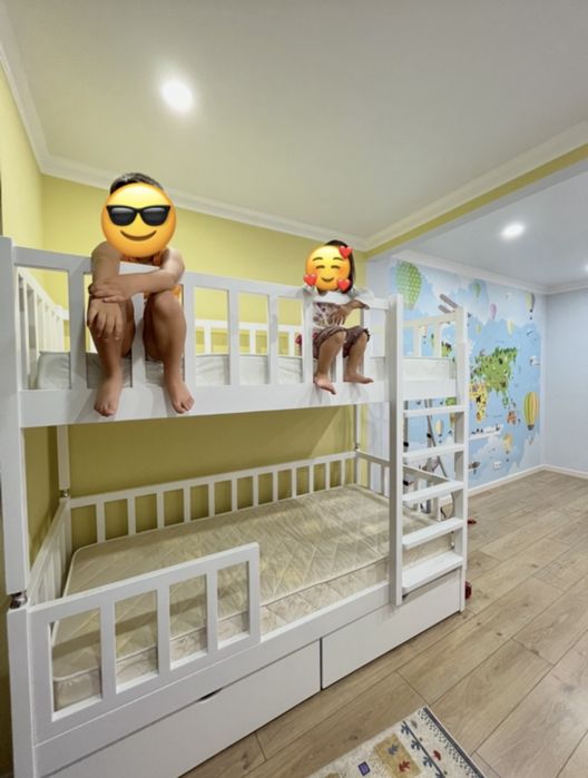 Двухярусная кровать