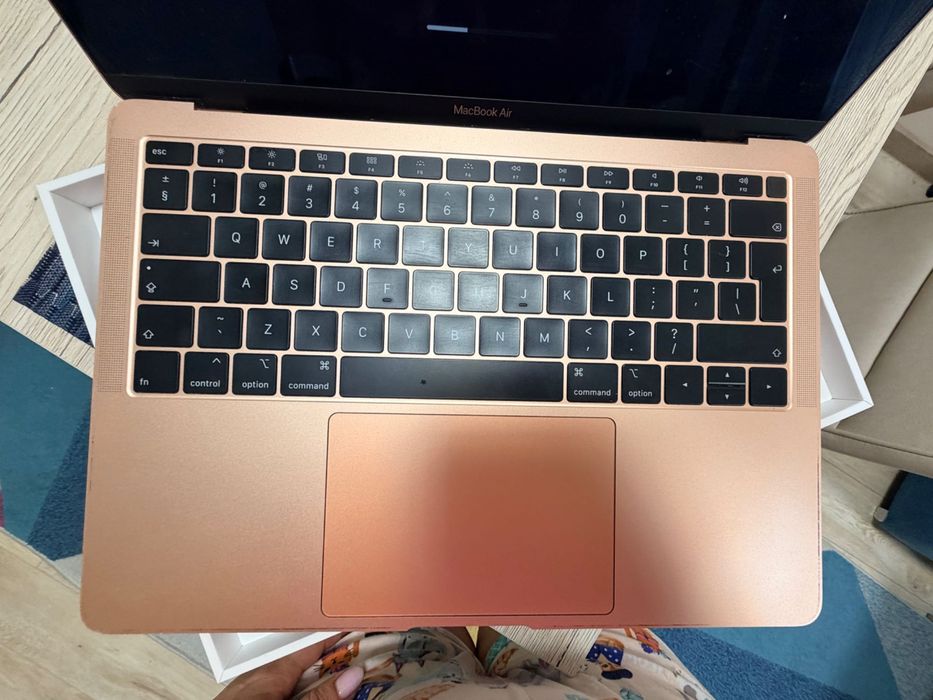 MacBook Air 13 129 GB rose gold
