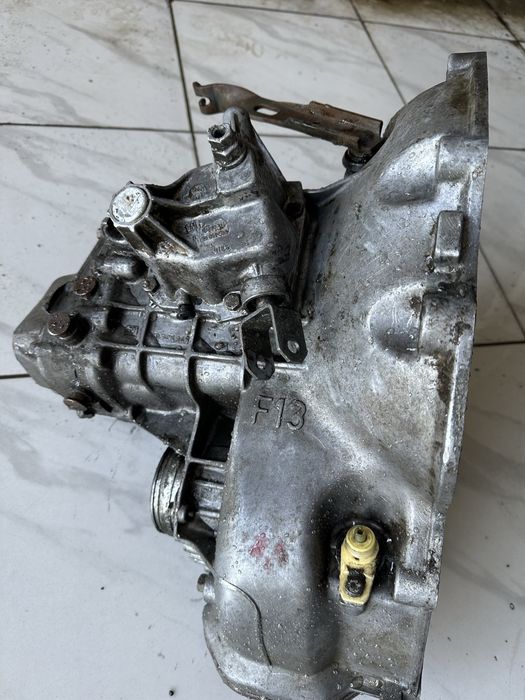 Коробка Опель Вектра А 1.6 (F13)