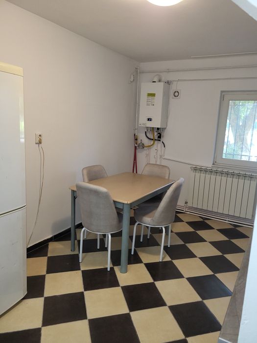 Apartament poarta 6 de închiriat