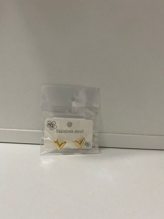 Продаю новые серьги