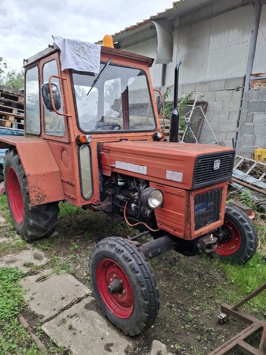 Tractor utb 445 cu cabina