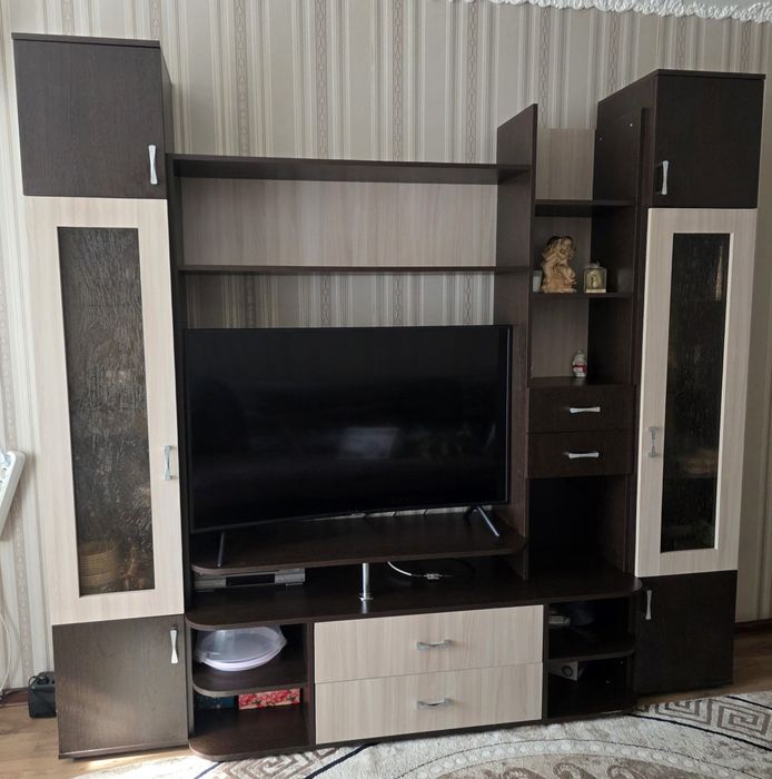 Продаётся мебельная стенка