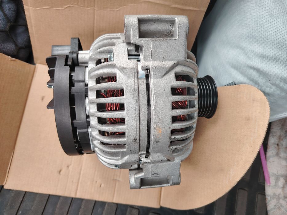 Запчасти на мерседес генератор