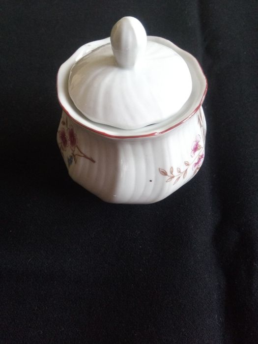 Порцеланова захарница от социализма