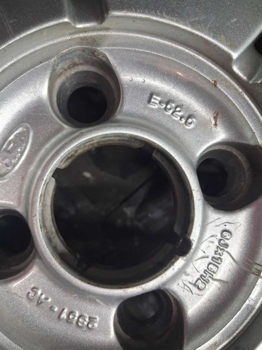 15 джанти за форд 4-108