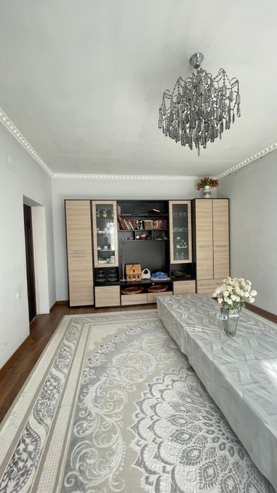 Продам двух этажный дом