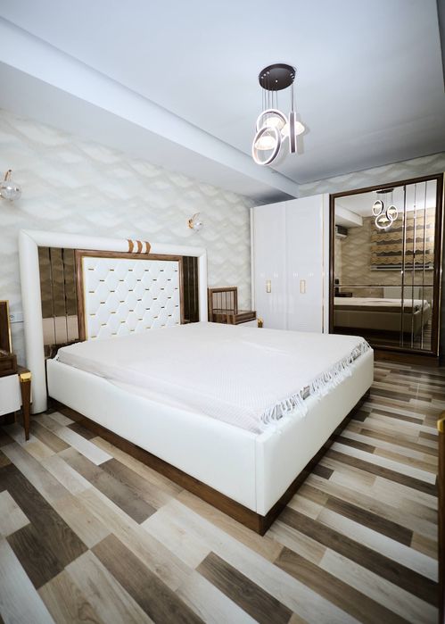 Самарқандда 2 қаватли квартира сотилади (1-қават + цоколь)