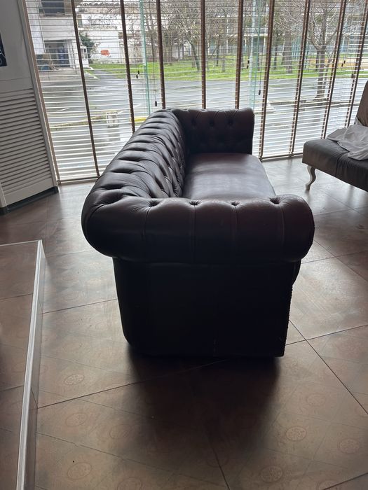 Кожени дивани втора употреба