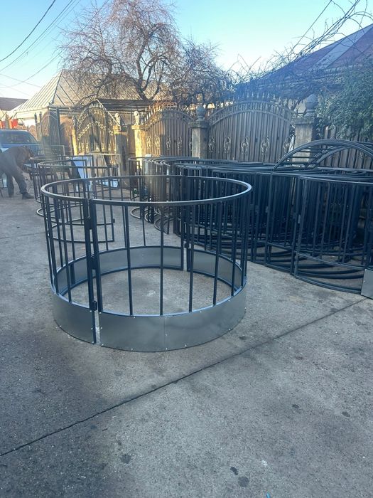 De vânzare Iesle rotunde pentru vaci și oi