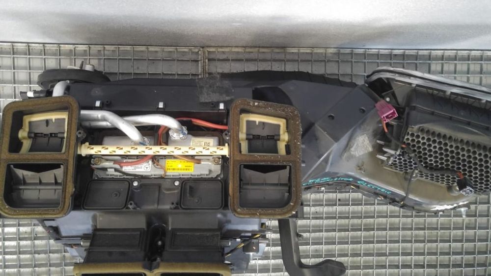 tulumba aer clima bord  mercedes c-class w204 a2048302660
