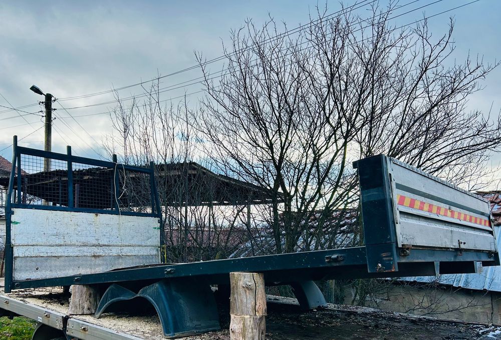 Рено Маскот каросерия метална с капаци