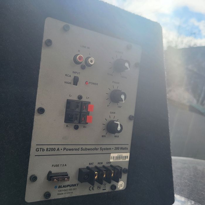 Subwoofer Blaupunkt Gtb 8200A