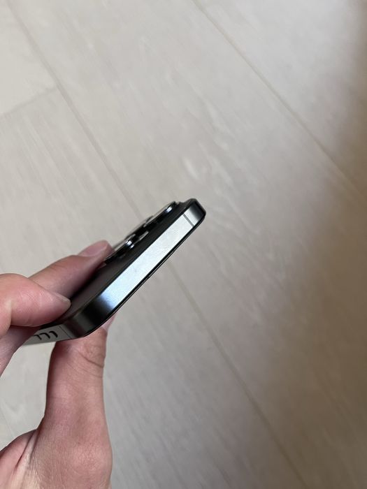 Iphone 15pro с гарантией