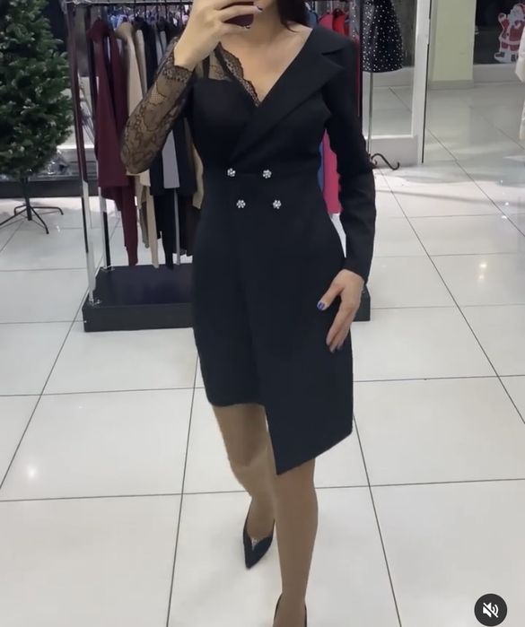 Платье черное