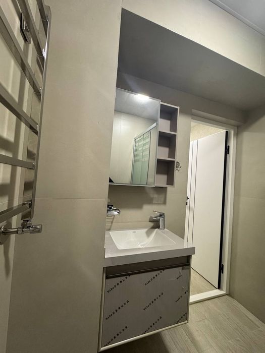 здаеотса аренда под офис либа под бизнес Ц-1 Аренда 
1/1/5
Этаж 1
Дом