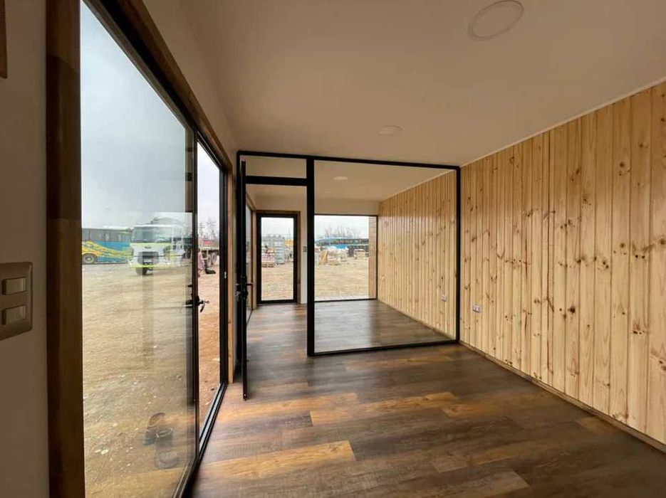 Container de birou modular de 24 m²