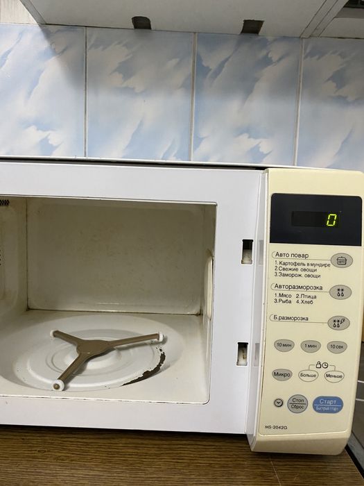 Продам Микроволновку