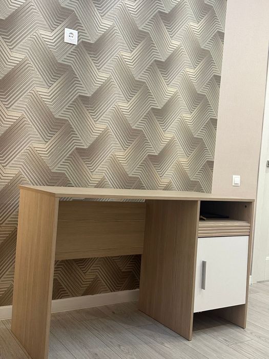 Продам кровать с письменным столом