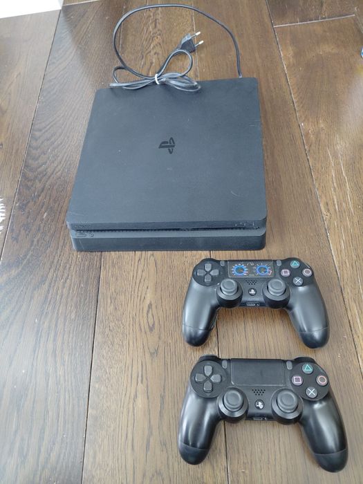 PS4 плейстейшън 4