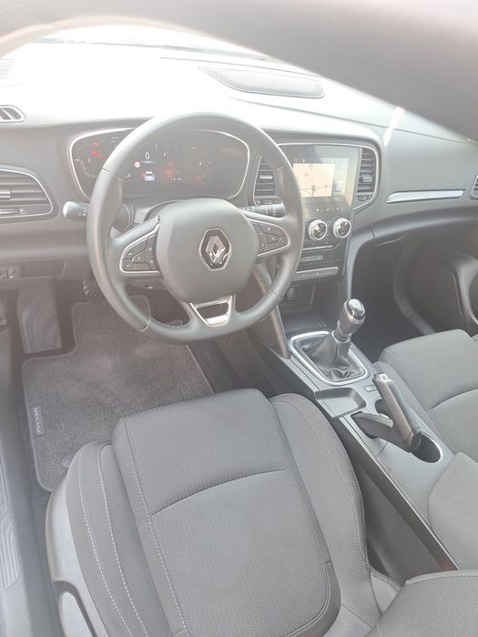 Renault Megane an 2021 mot 1.333